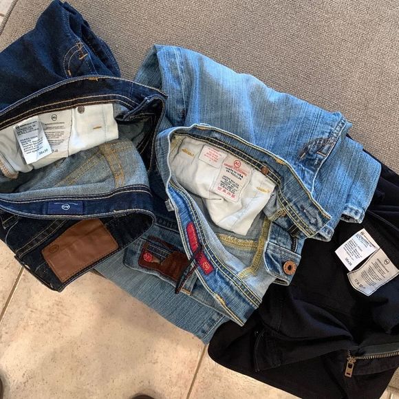 2 pairs AG denim jeans - Picture 6 of 16